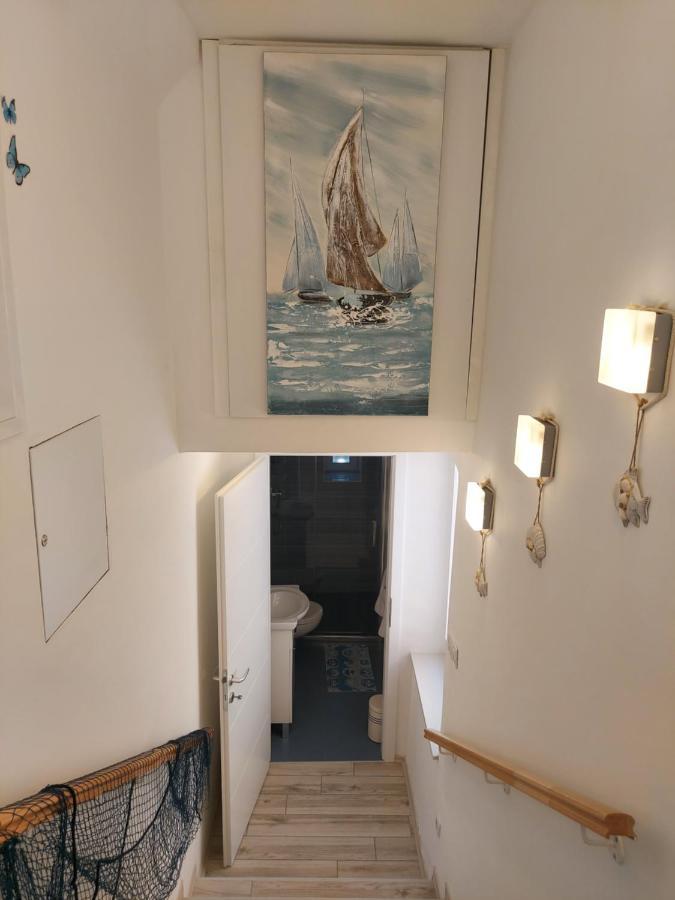 Apartmant Bionda Novi Vinodolski, Cozy And Nice Apartment For 4 People In The City Center Buitenkant foto