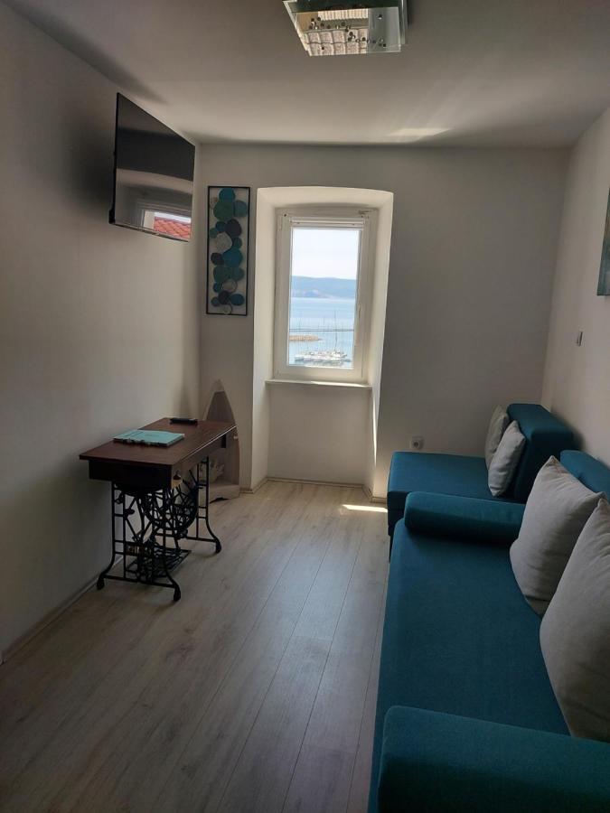 Apartmant Bionda Novi Vinodolski, Cozy And Nice Apartment For 4 People In The City Center Buitenkant foto